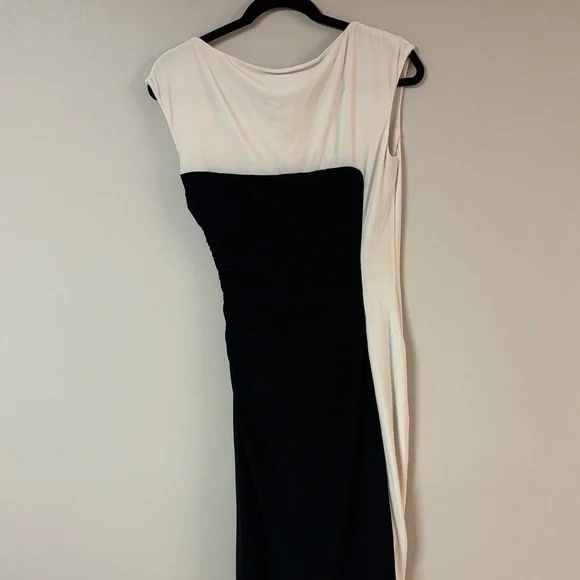 Ralph Lauren Black & Cream Colorblock Dress – Elegant Chic Minimalist Look - Picture 7 of 9